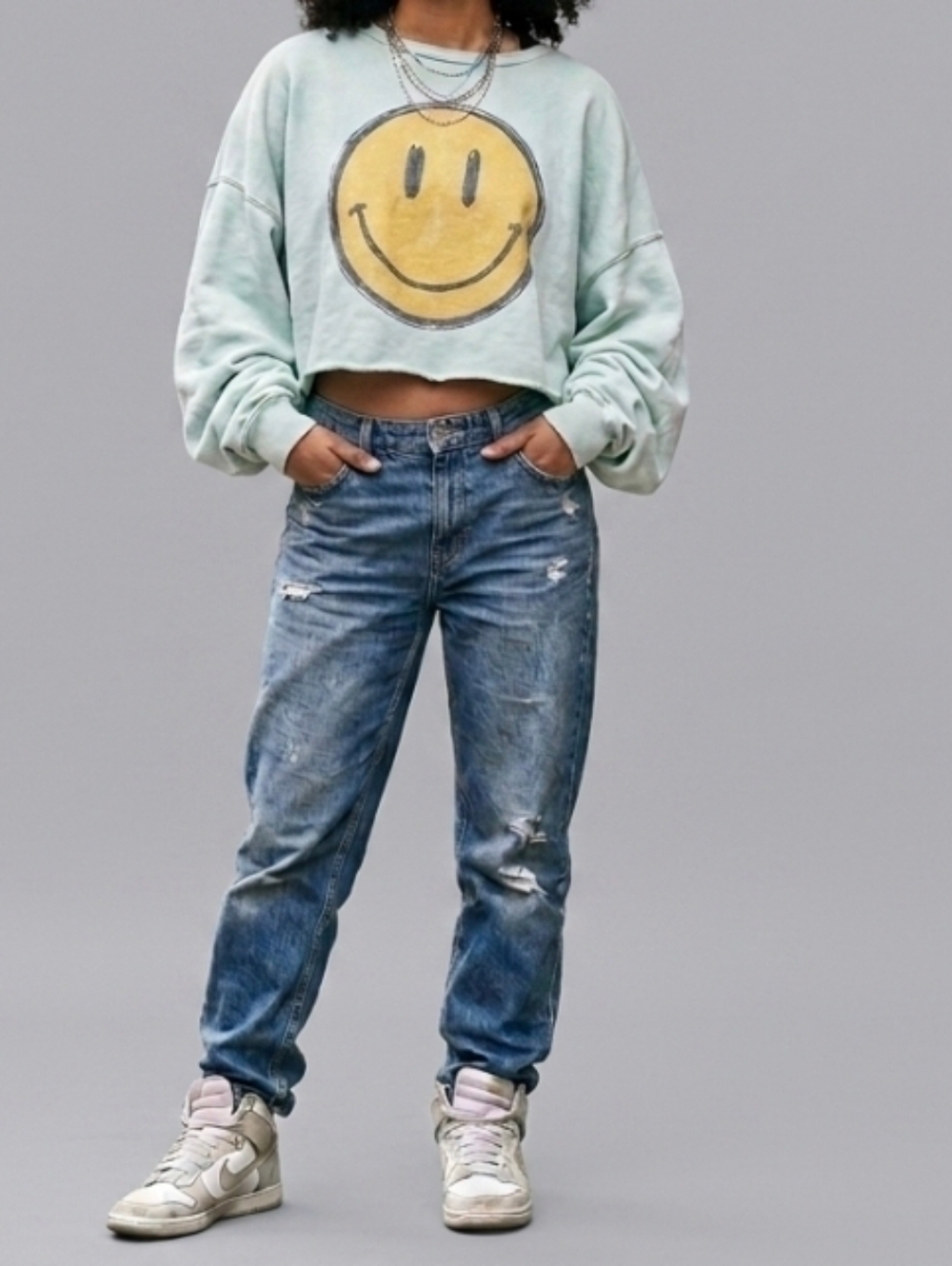 Love Vintage Oversized Crop Blue Sweater Size M Medium Smiley Face Hippie Shirt